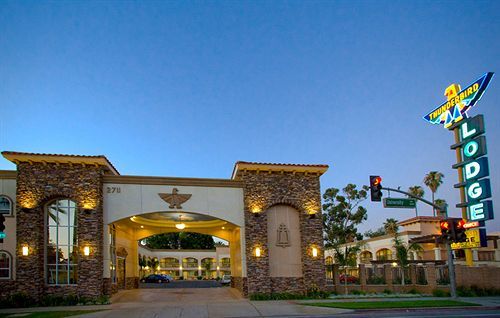 Thunderbird Motel Riverside